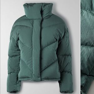 Aritzia cloud puff spruce green